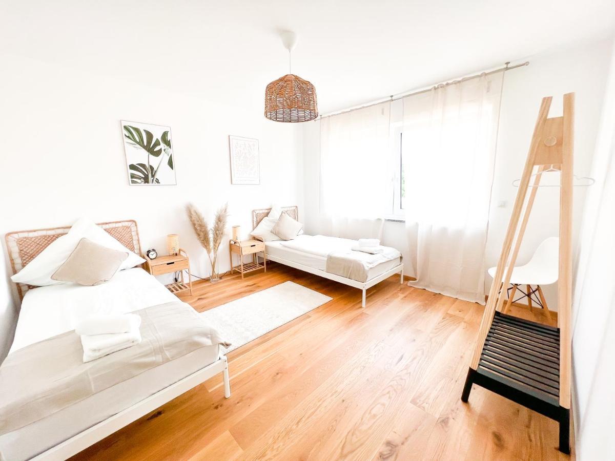 Sunset Club - Suite L Balkon - Kueche - Parkplatz เมมมิงเงน ภายนอก รูปภาพ